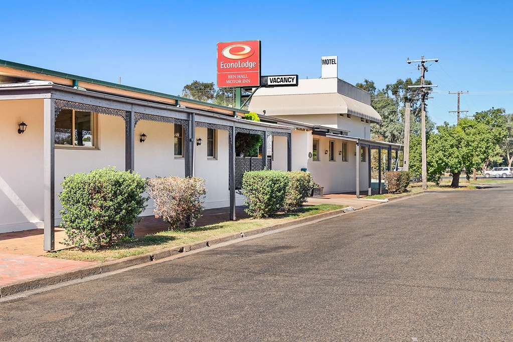 Ben Hall Motor Inn Форбс Екстериор снимка